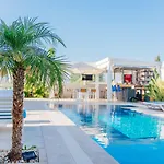 Via Farilya Hotel 2*