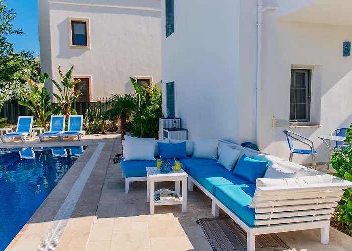 Via Farilya Hotel 2*