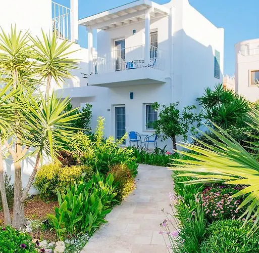 Via Farilya Yalikavak