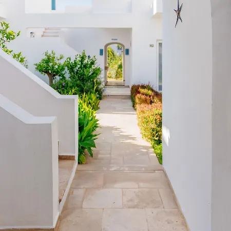 Ξενοδοχείο Via Farilya 2*