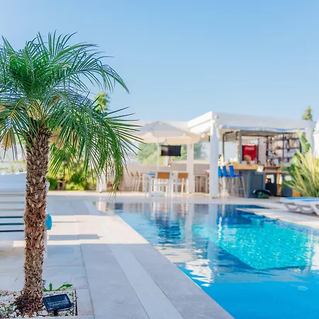 Via Farilya 호텔 2*