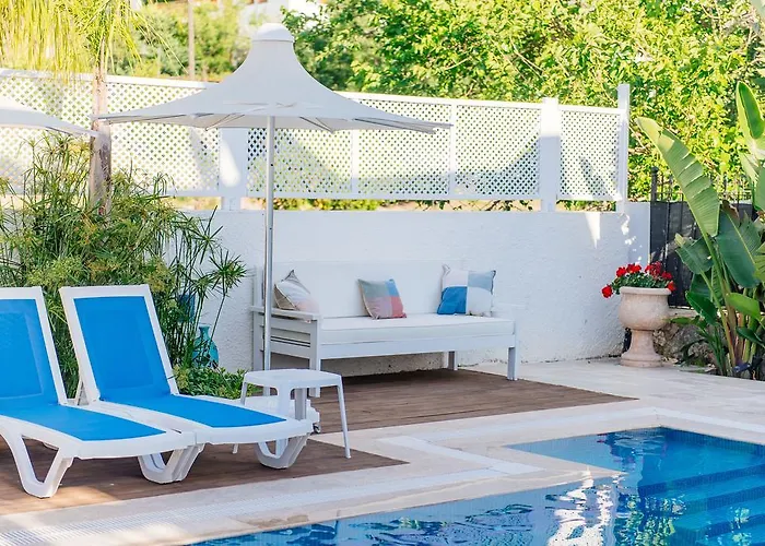 Via Farilya Yalıkavak